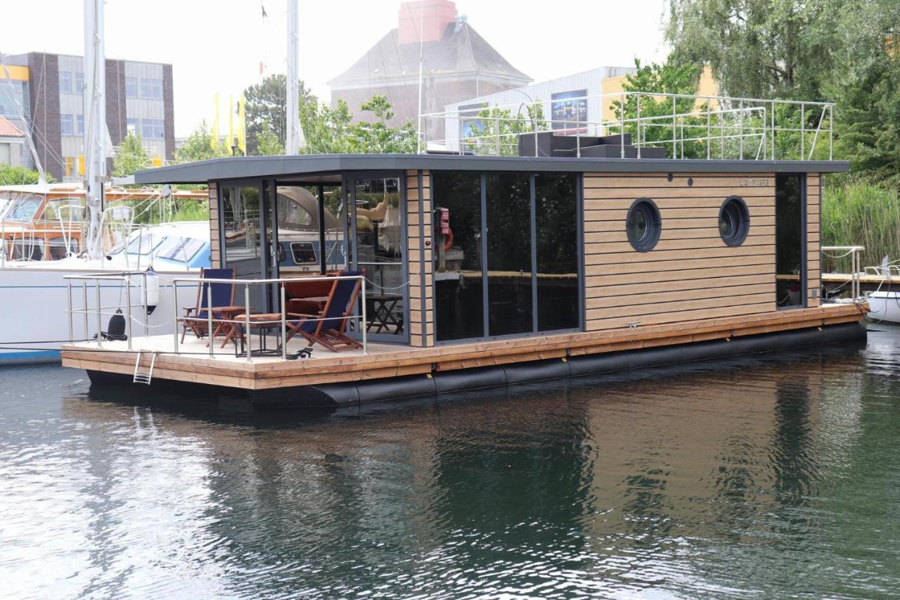 מלון Hausboot Lina In פלאנסבורג מראה חיצוני תמונה