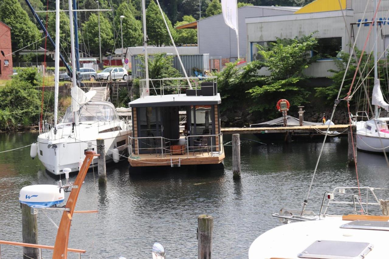 מלון Hausboot Lina In פלאנסבורג מראה חיצוני תמונה